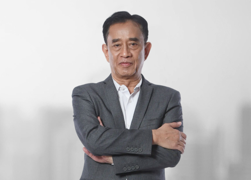 Mr. Kitikorn Poomsawang